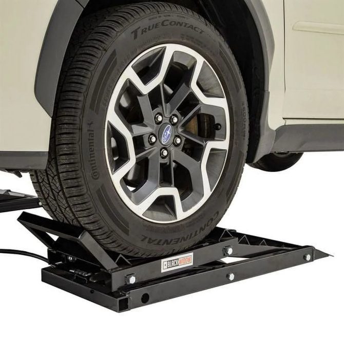 Black Widow Hydraulic Car Lift with Ramp – 3,000 lb. per pair Capacity - Image 4
